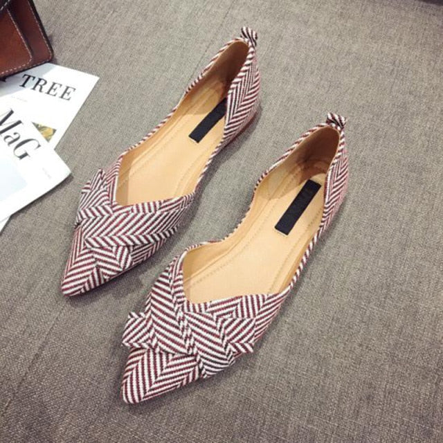 Flats Pointed toe Slip-on