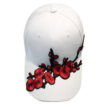 New Plum blossom applique Cap