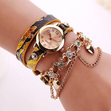 Women's Leather Rhinestone Rivet Chain Quartz Bracelet Wristwatch