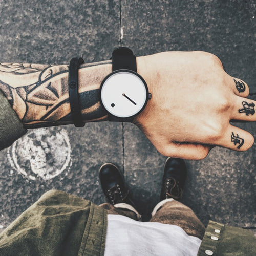 Men's Casual Black Watch Simple Design
